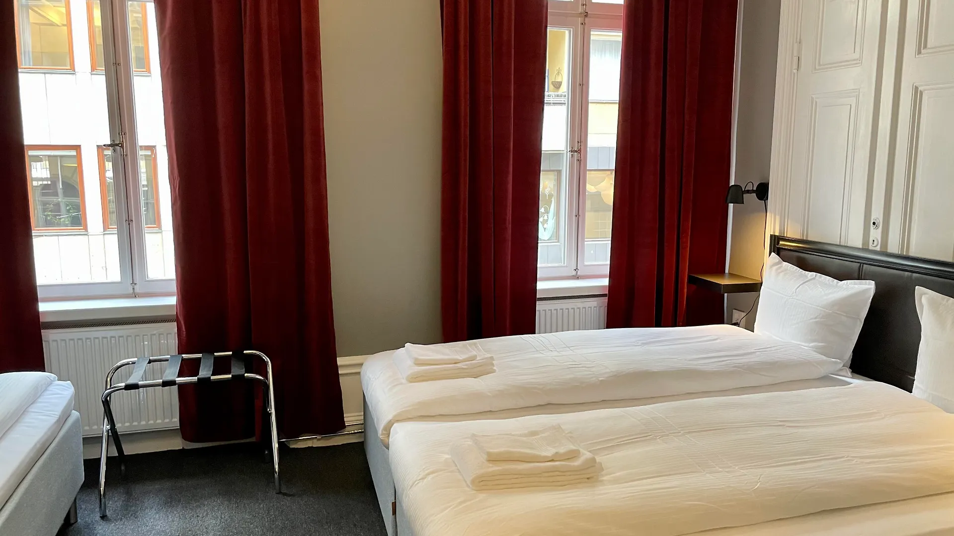 Unique Hotel Jungfrugatan 스톡홀름 4*,  스웨덴